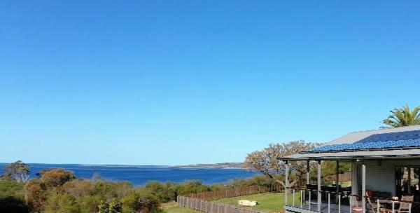 S T U D I O 22 Peaceful Retreat With Garden Views Apartman Port Lincoln Kültér fotó